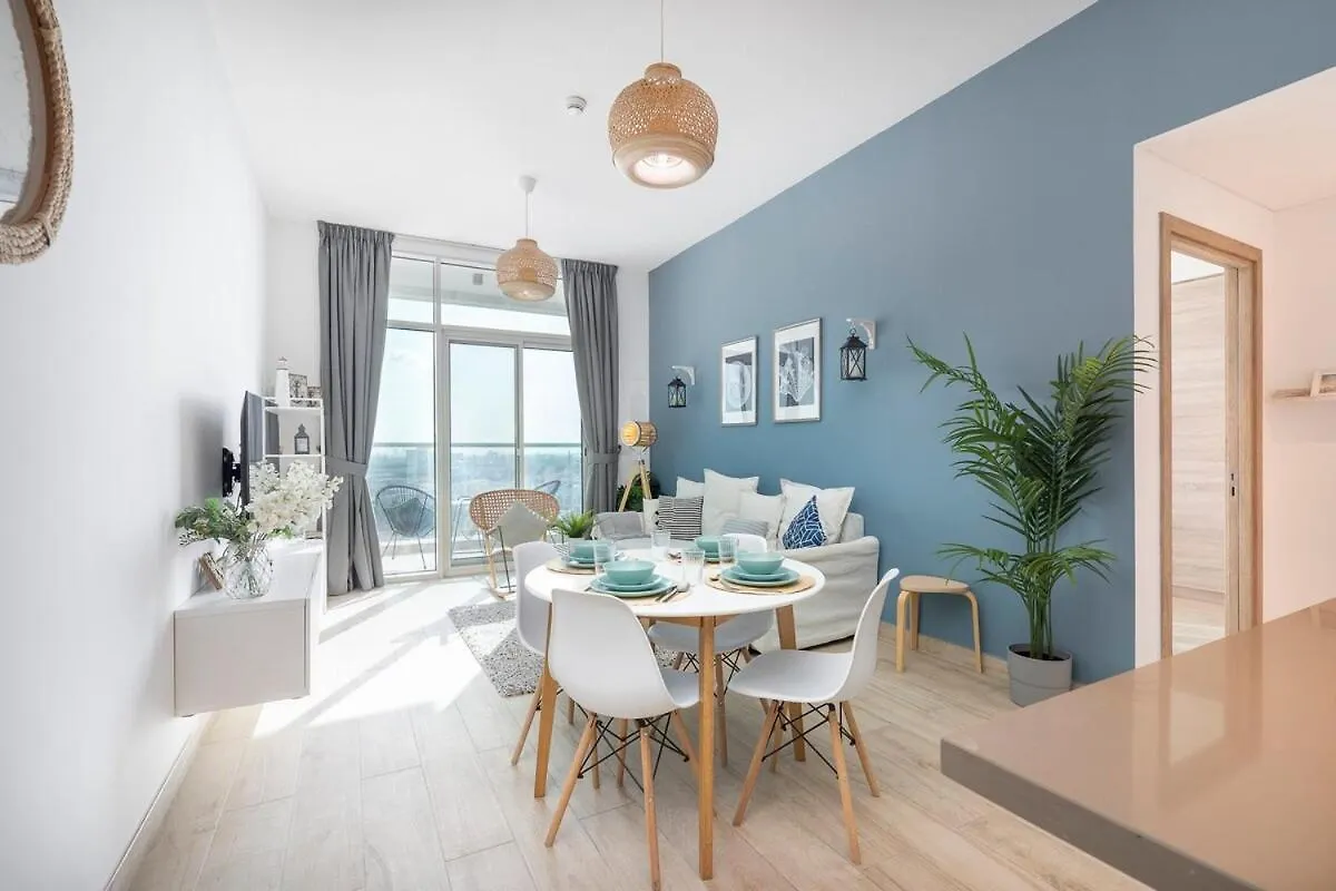 Airy 1-Bedroom Apartment Coastal-Style In Dubai Marina 0*,  United Arab Emirates